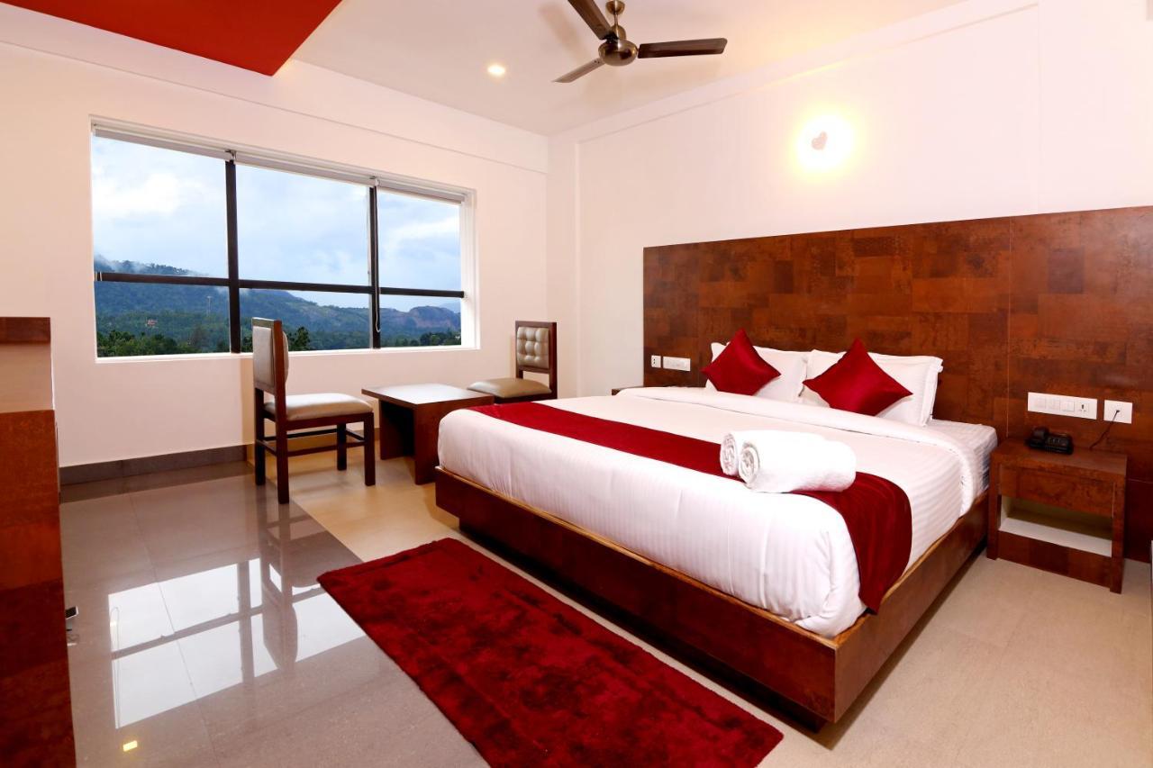 Hotel Wilton สุลต่านบาเทรี ภายนอก รูปภาพ