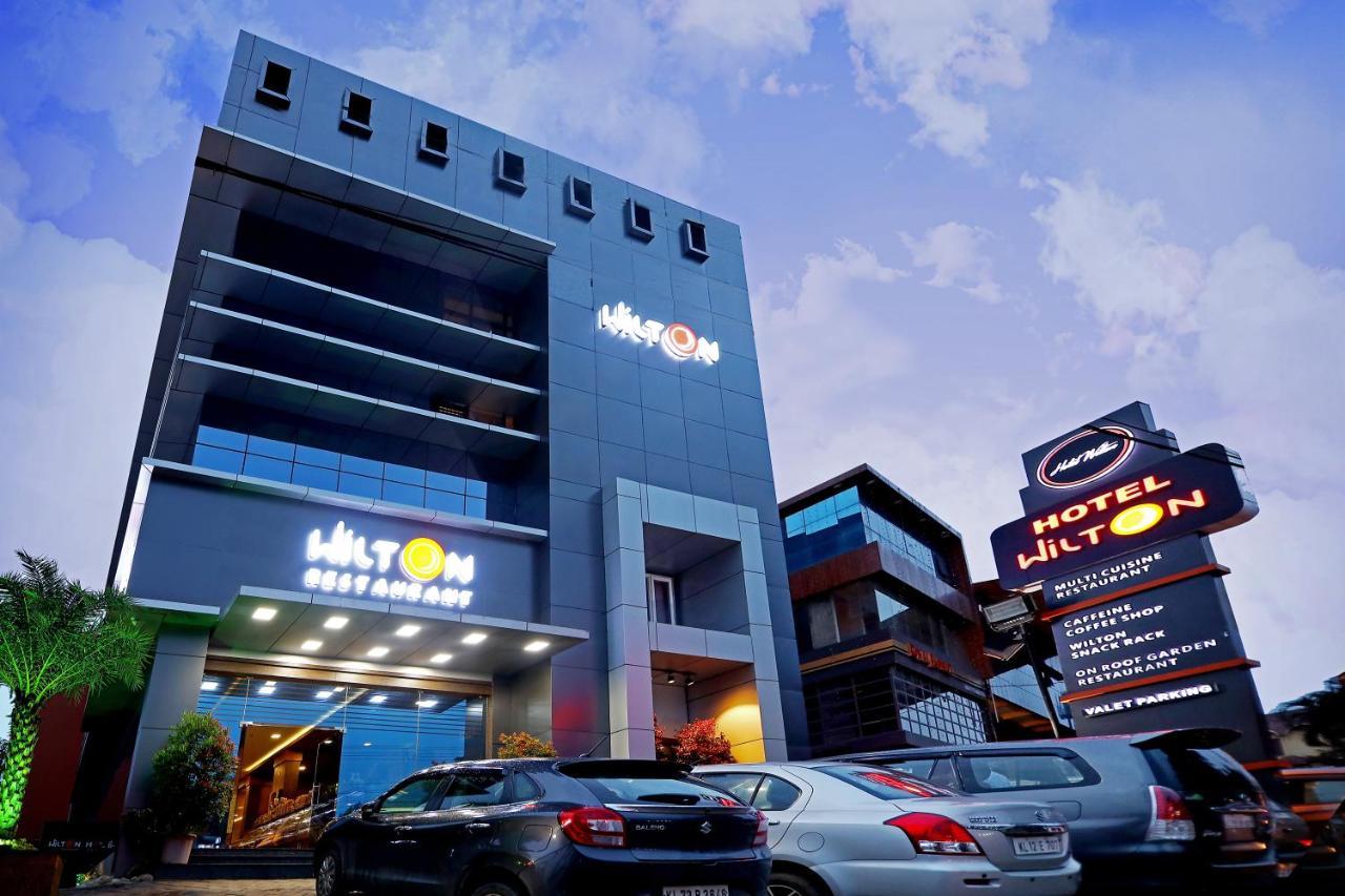 Hotel Wilton สุลต่านบาเทรี ภายนอก รูปภาพ